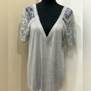 POL Gray Lace Sleeve Knit Top